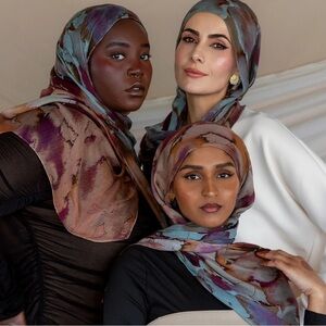 Watercolour Floral Vela Hijab